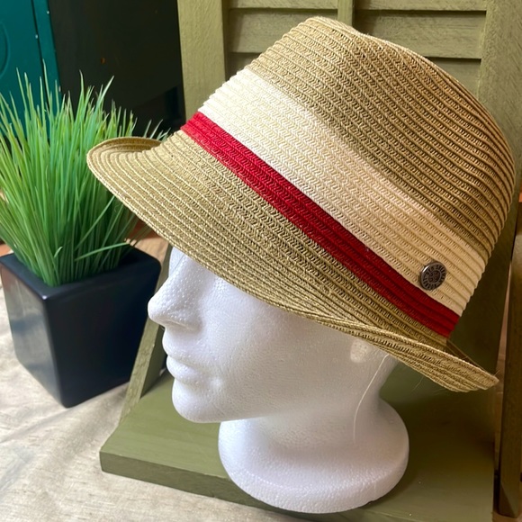 Ben Sherman Other - Ben Sherman, Men’s Hat, Size:L/XL, Color: beige, off white, red.